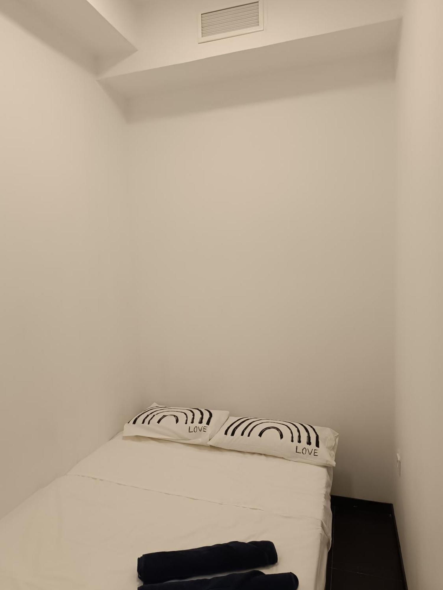 Family Delux Center Apartment Madrid Exterior photo